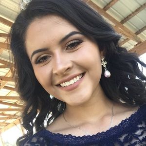 Meet your Posher, Marlen